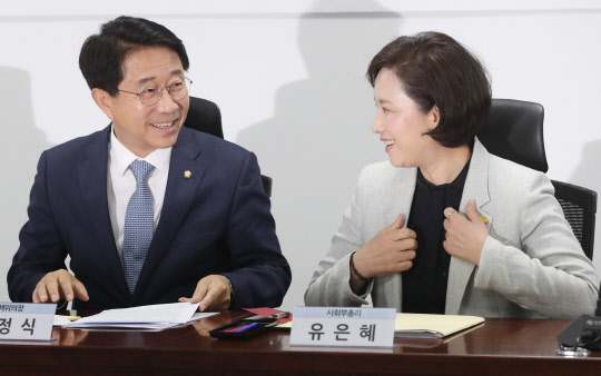 당정, 고등학교 무상교육 올해 2학기부터 단계적으로 시행